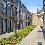Old Town Renaissance Apartment